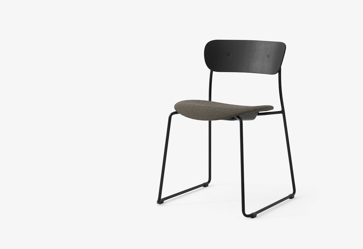 Pavilion Chair | Sled Base | Upholstered Seat, Anderssen and voll, Andtradition