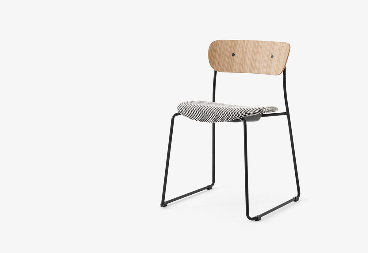Pavilion Chair | Sled Base | Upholstered Seat, Anderssen and voll, Andtradition