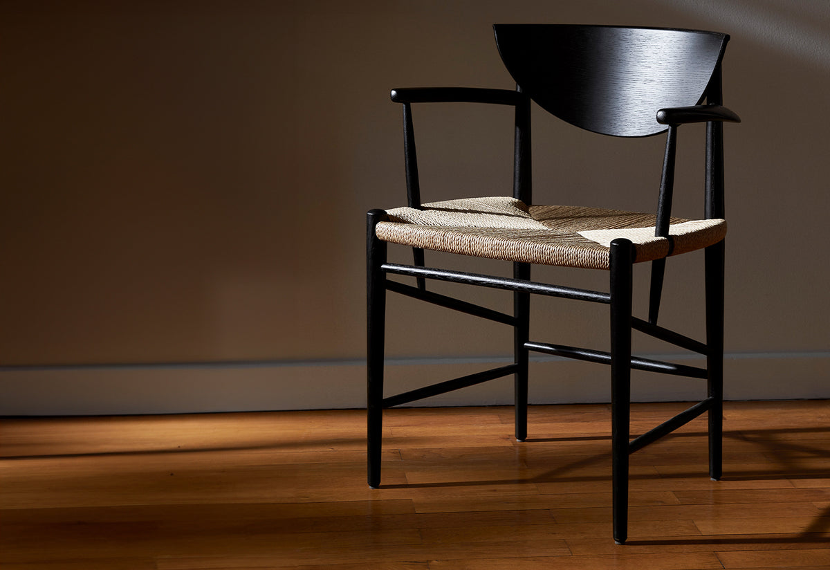 Drawn Armchair, Hvidt and molgaard, Andtradition