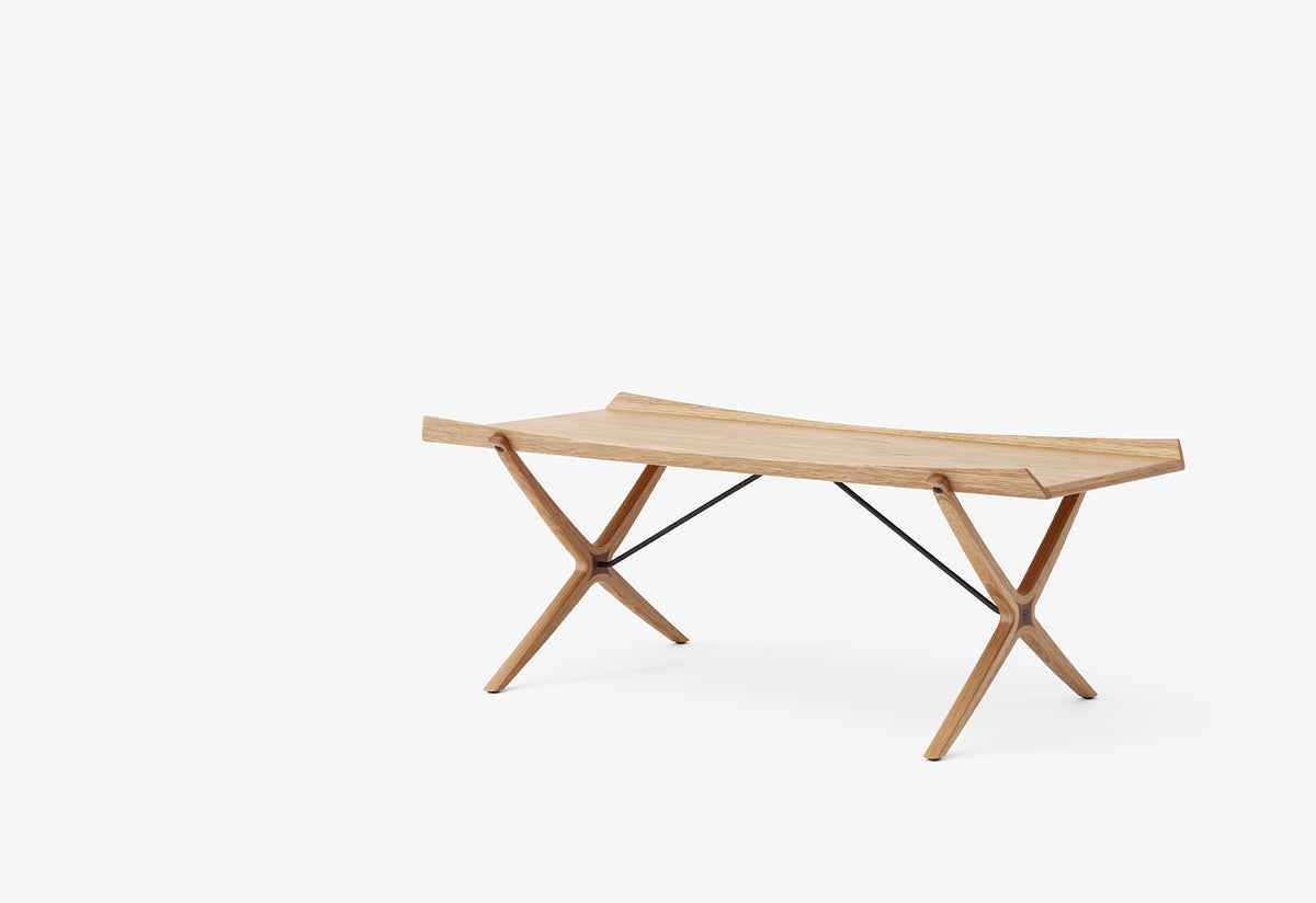 X Table, Hvidt and molgaard, Andtradition