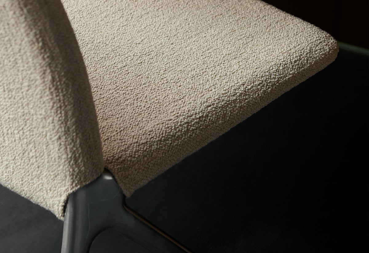 Kape Chair, Industrial facility, Andtradition
