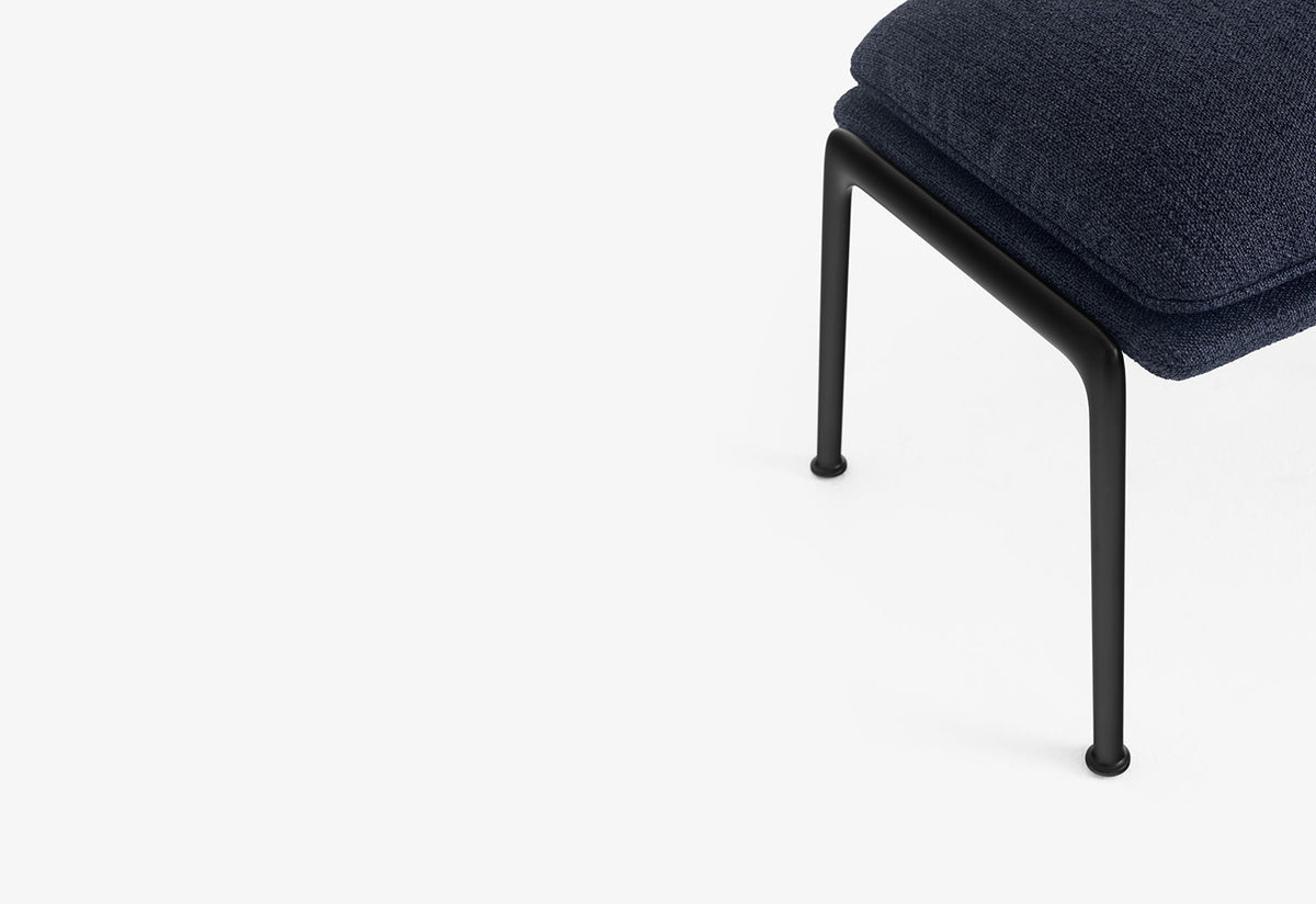 Muno Footstool, Luca nichetto, Andtradition