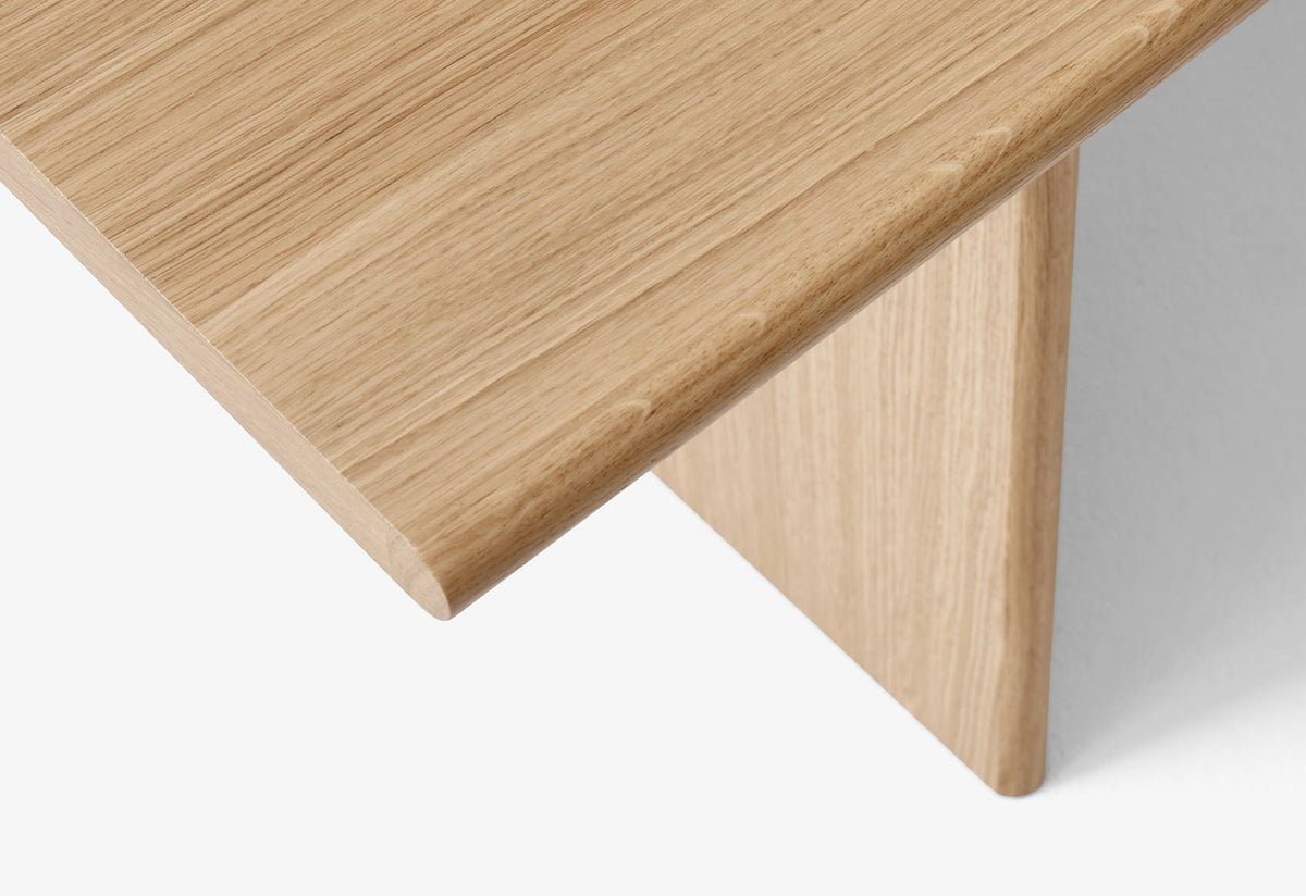 Ita Table, Oeo studio, Andtradition