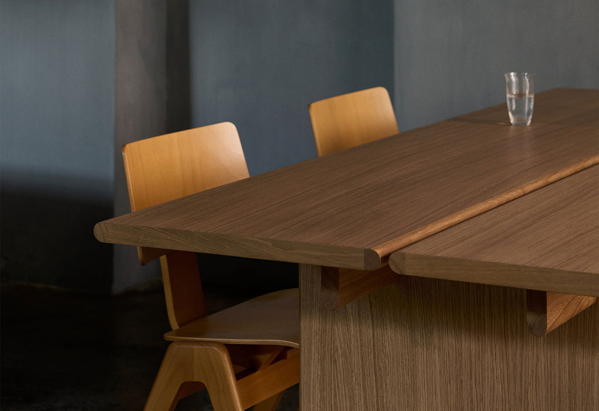 Ita Table, Oeo studio, Andtradition