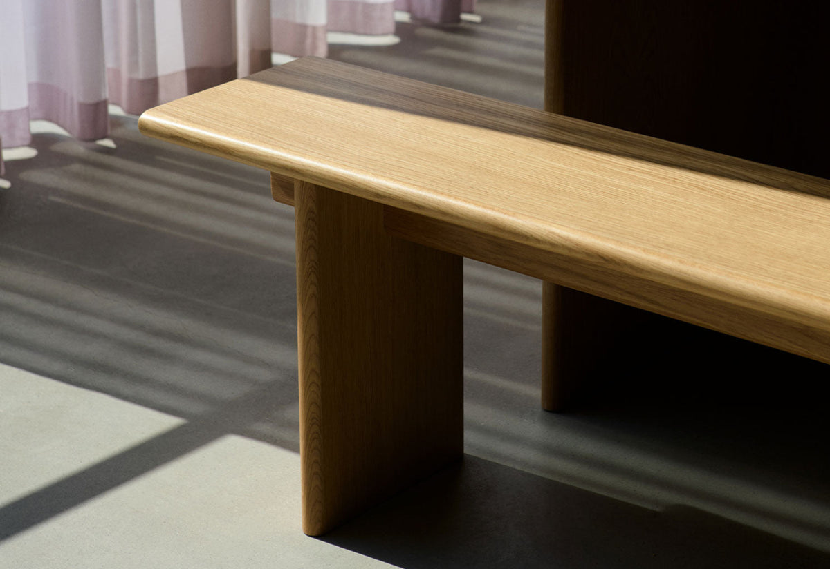 Ita Bench, Oeo studio, Andtradition