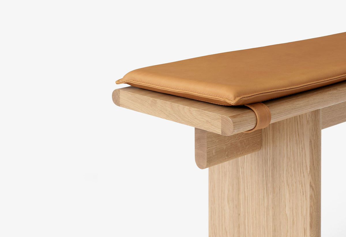 Ita Bench, Oeo studio, Andtradition