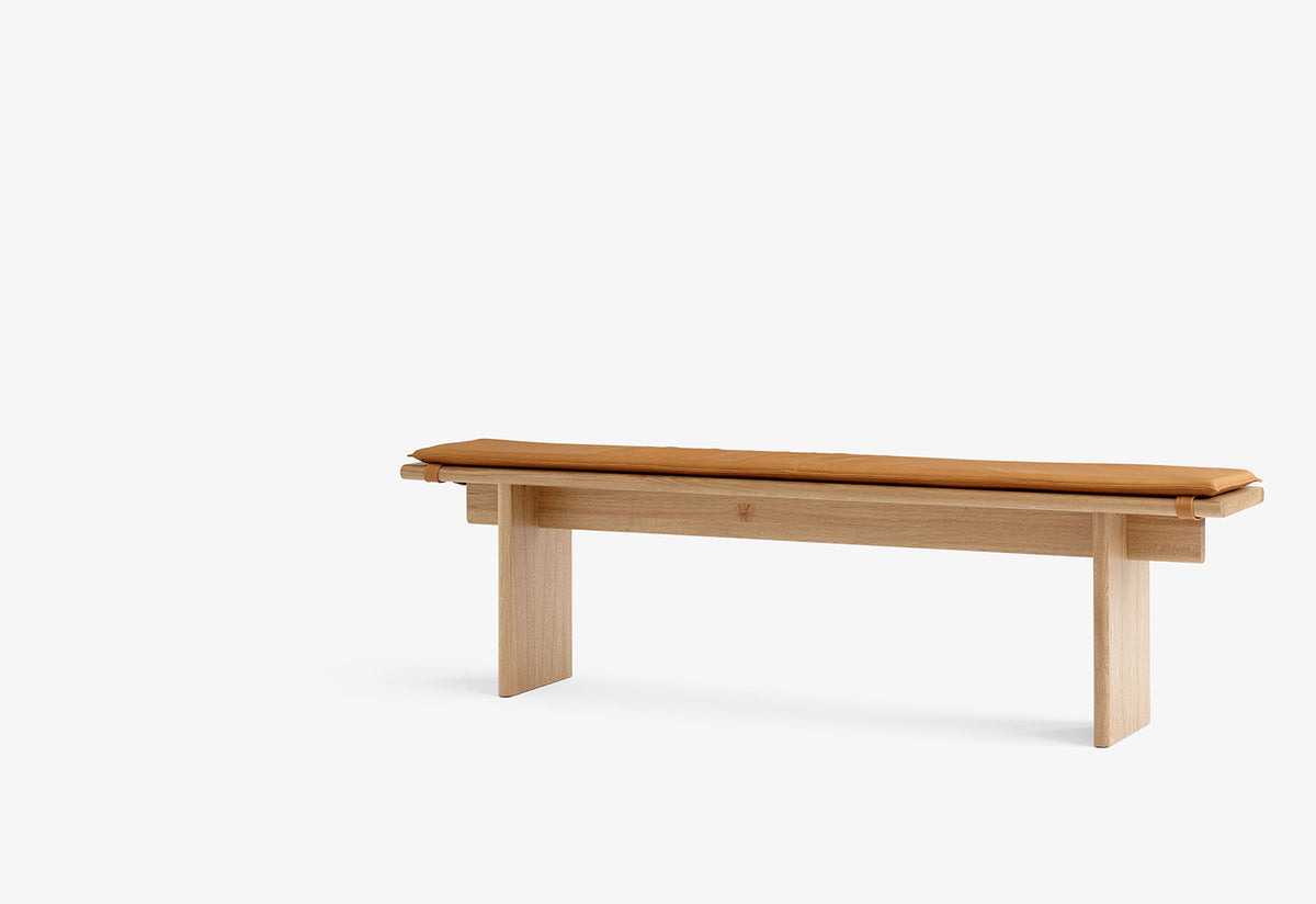 Ita Bench, Oeo studio, Andtradition