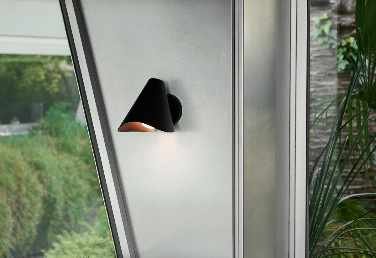 Bonnet Wall Lamp, Space copenhagen, Andtradition