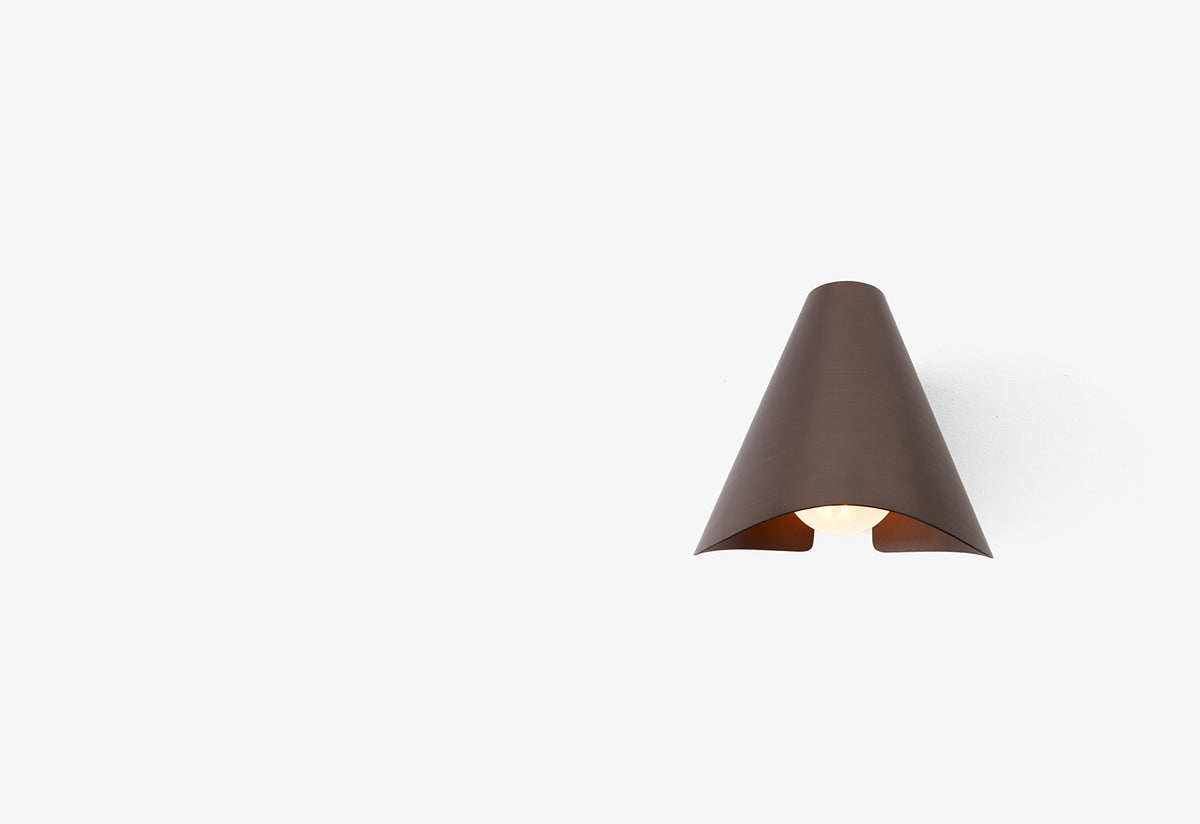Bonnet Wall Lamp, Space copenhagen, Andtradition