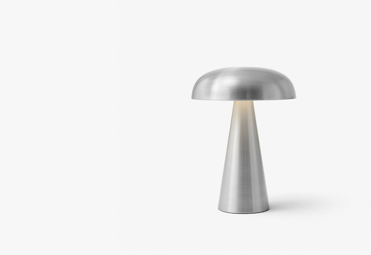 Como Portable Light, Space copenhagen, Andtradition