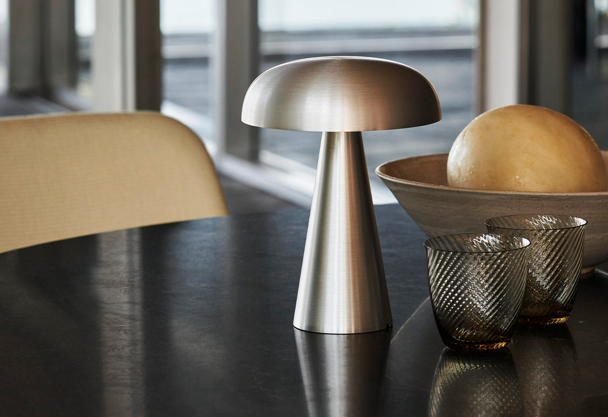 Como Portable Light, Space copenhagen, Andtradition