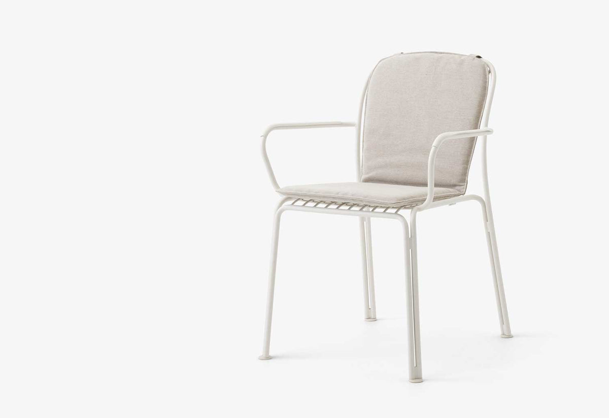 Thorvald Armchair, Space copenhagen, Andtradition