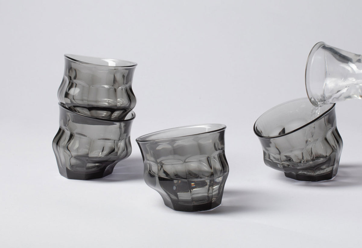 Tipsy Glass Set, Livia lauber, Loris jaccard, Ensemble