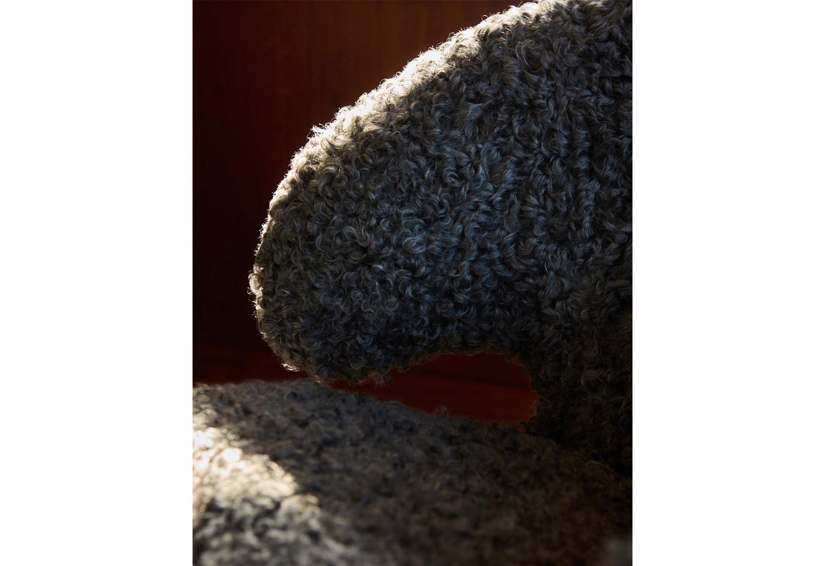 Pelican | Gotland Sheepskin, Finn juhl, House of finn juhl