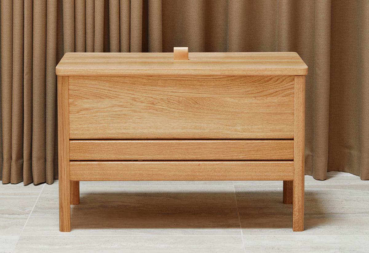 A Line Storage Bench 68, Herman studio, Form and refine