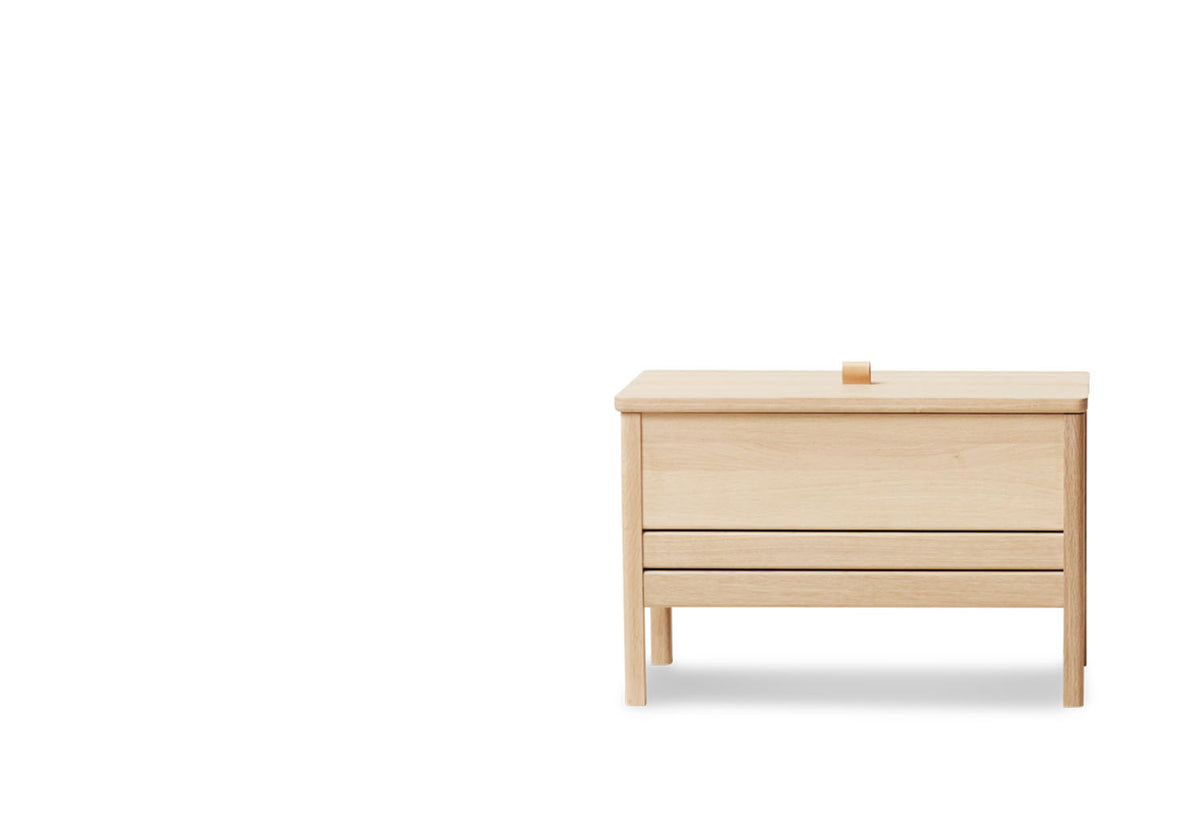 A Line Storage Bench 68, Herman studio, Form and refine
