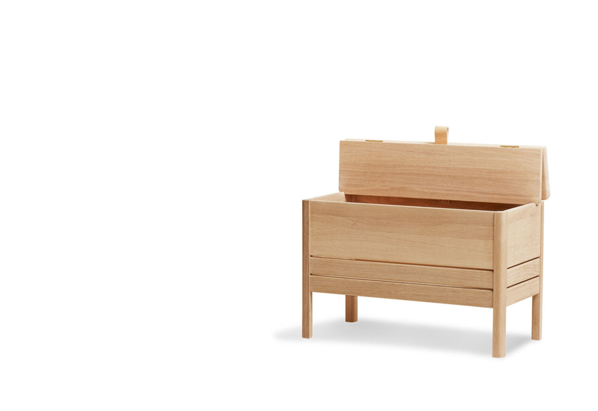 A Line Storage Bench 68, Herman studio, Form and refine