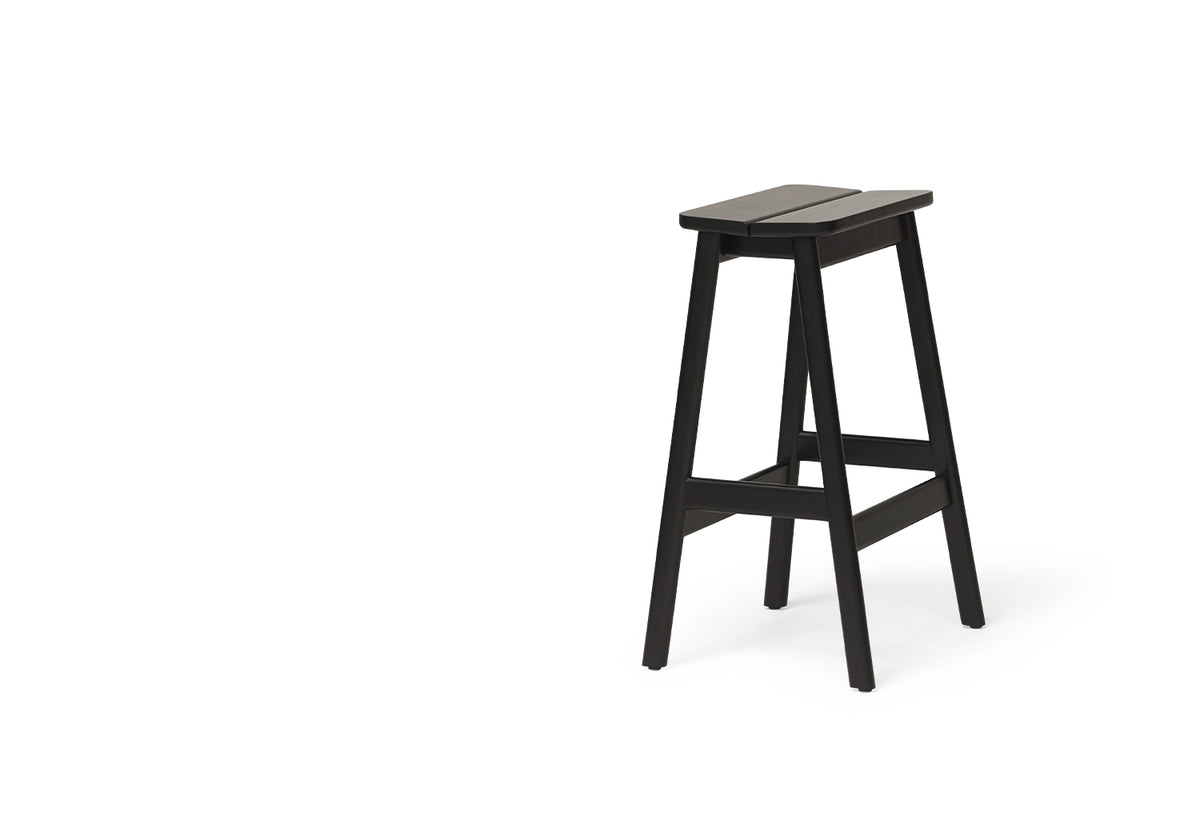Angle Standard Barstool, Herman studio, Form and refine