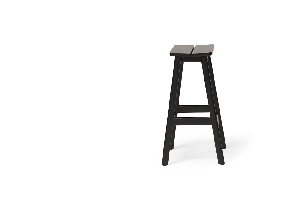 Angle Standard Barstool, Herman studio, Form and refine