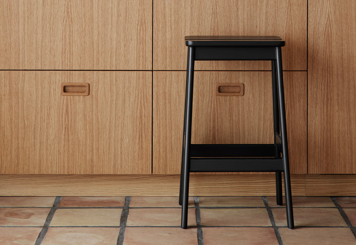 Angle Standard Barstool, Herman studio, Form and refine