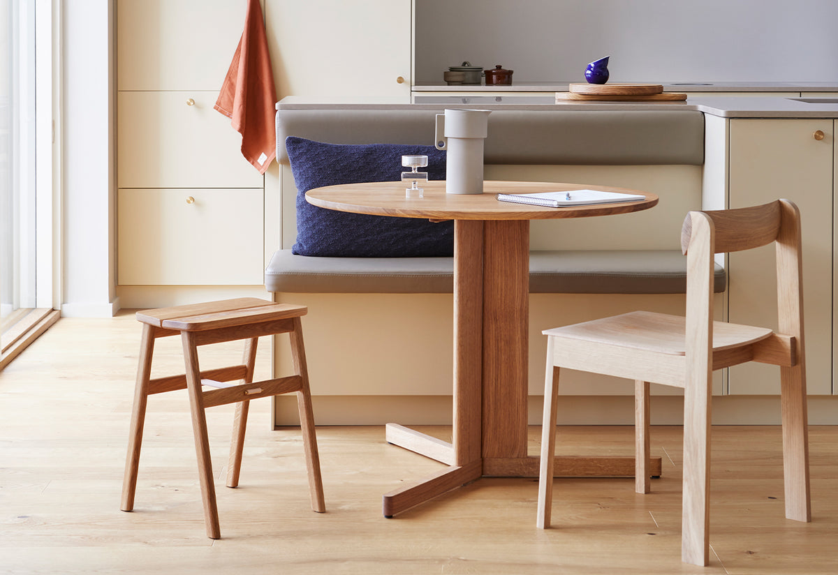 Angle Foldable Stool, Herman studio, Form and refine