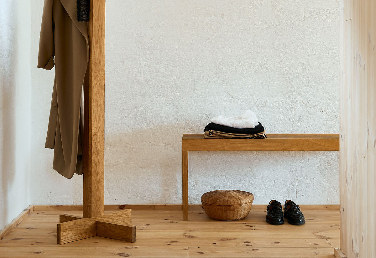 Lightweight Bench, Herman studio, Form and refine