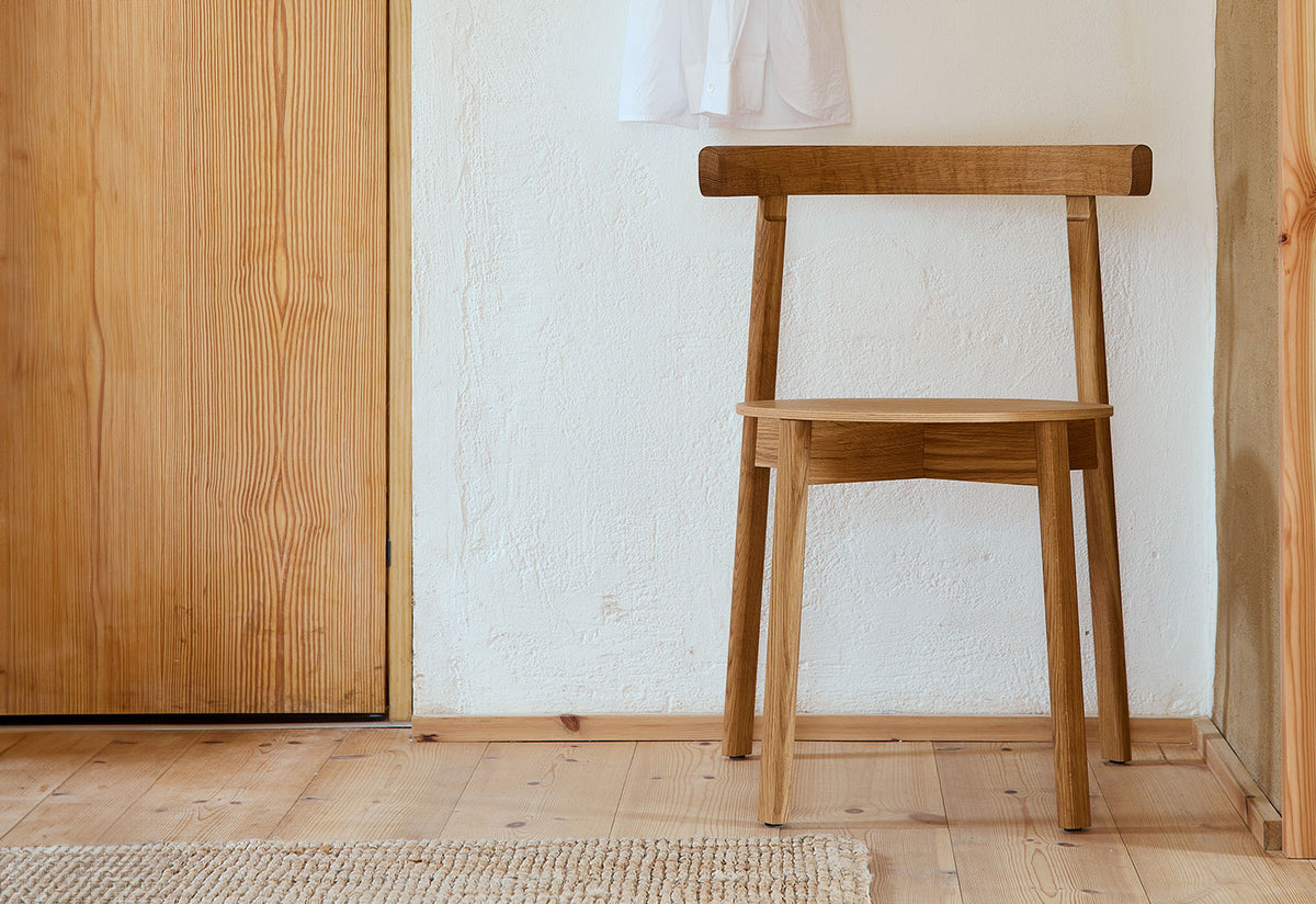 Lunar Chair, Herman studio, Form and refine