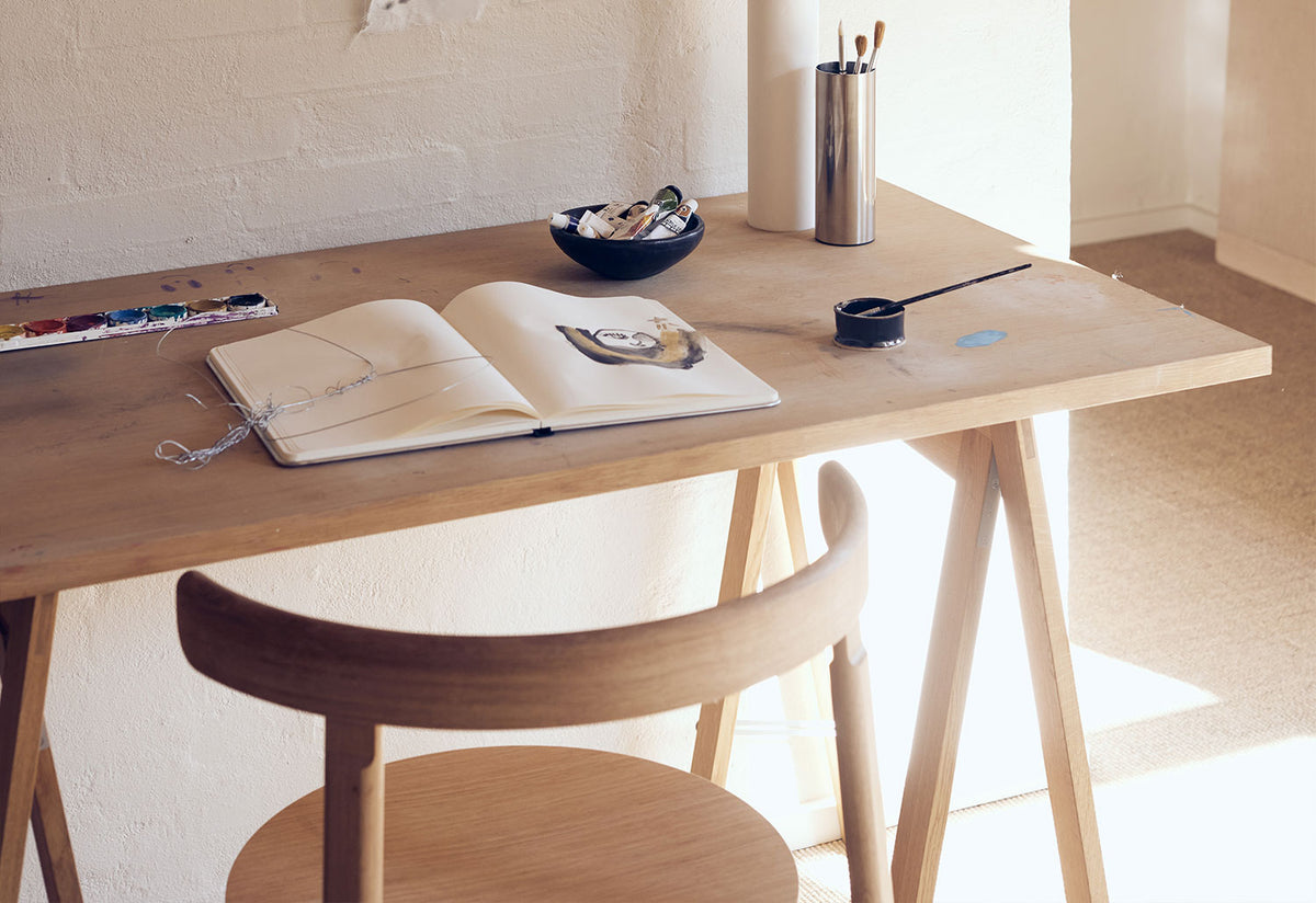 Lunar Chair, Herman studio, Form and refine