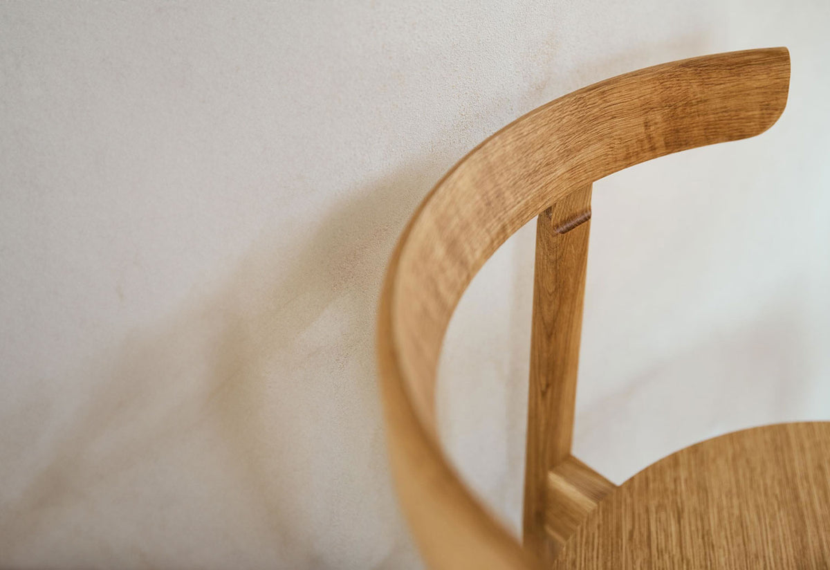 Lunar Chair, Herman studio, Form and refine