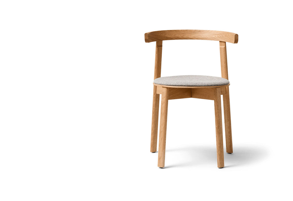Lunar Chair, Herman studio, Form and refine
