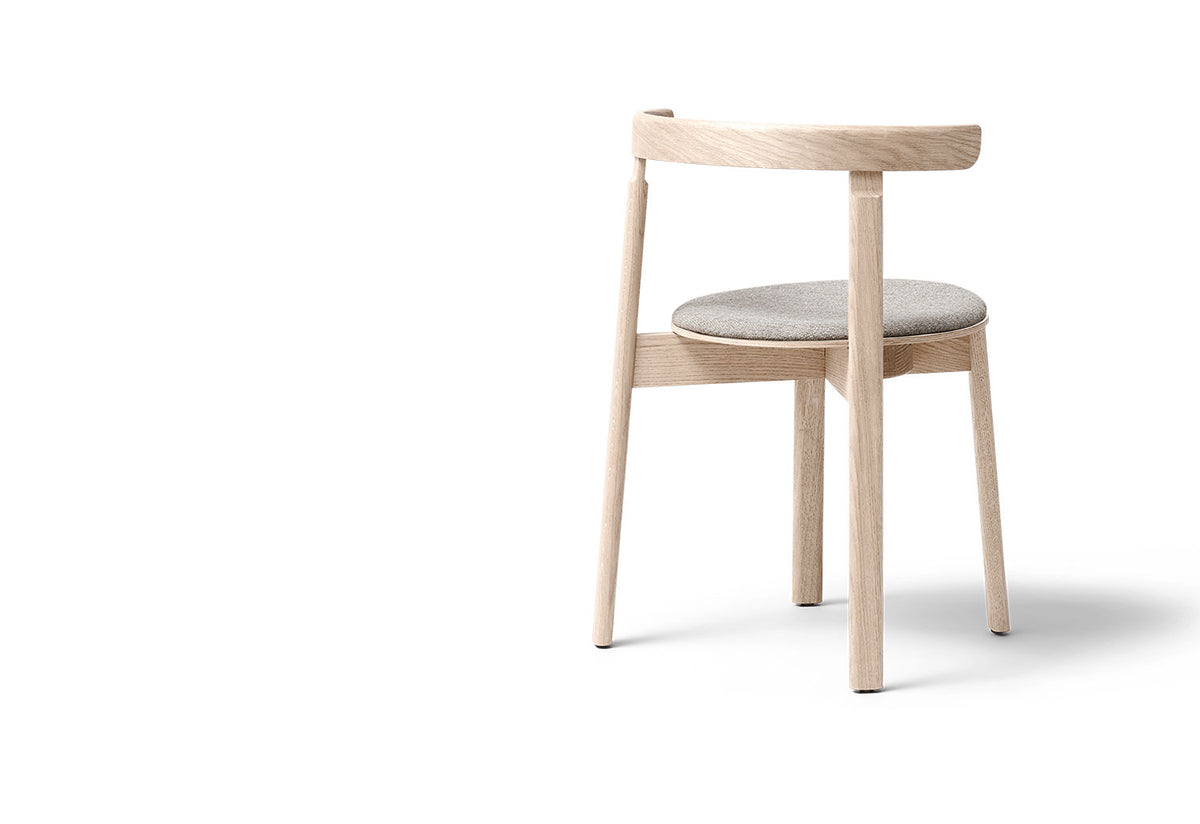 Lunar Chair, Herman studio, Form and refine