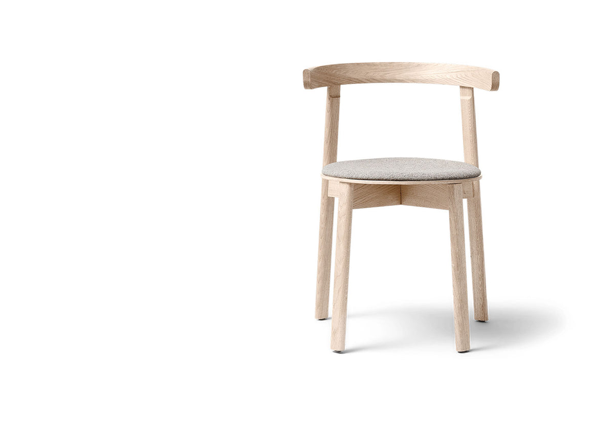Lunar Chair, Herman studio, Form and refine