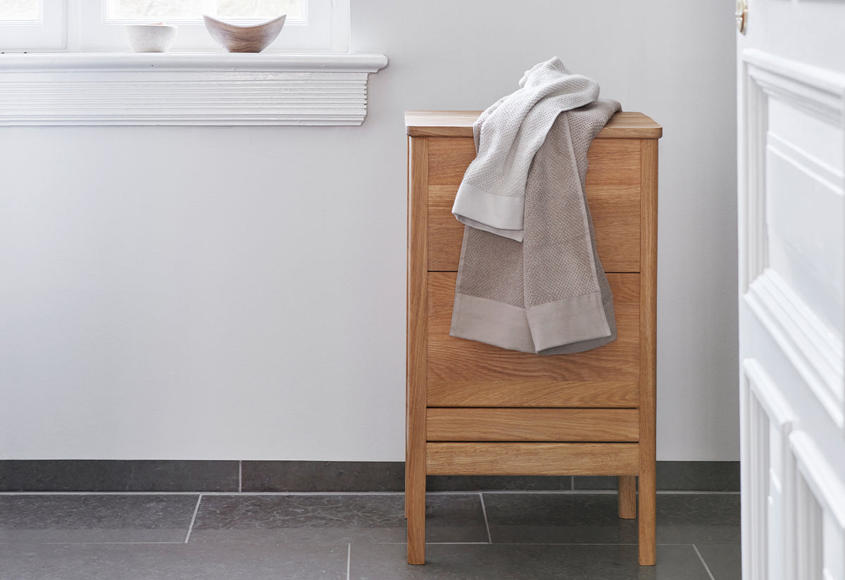 A Line Laundry Box, Herman studio, Form and refine
