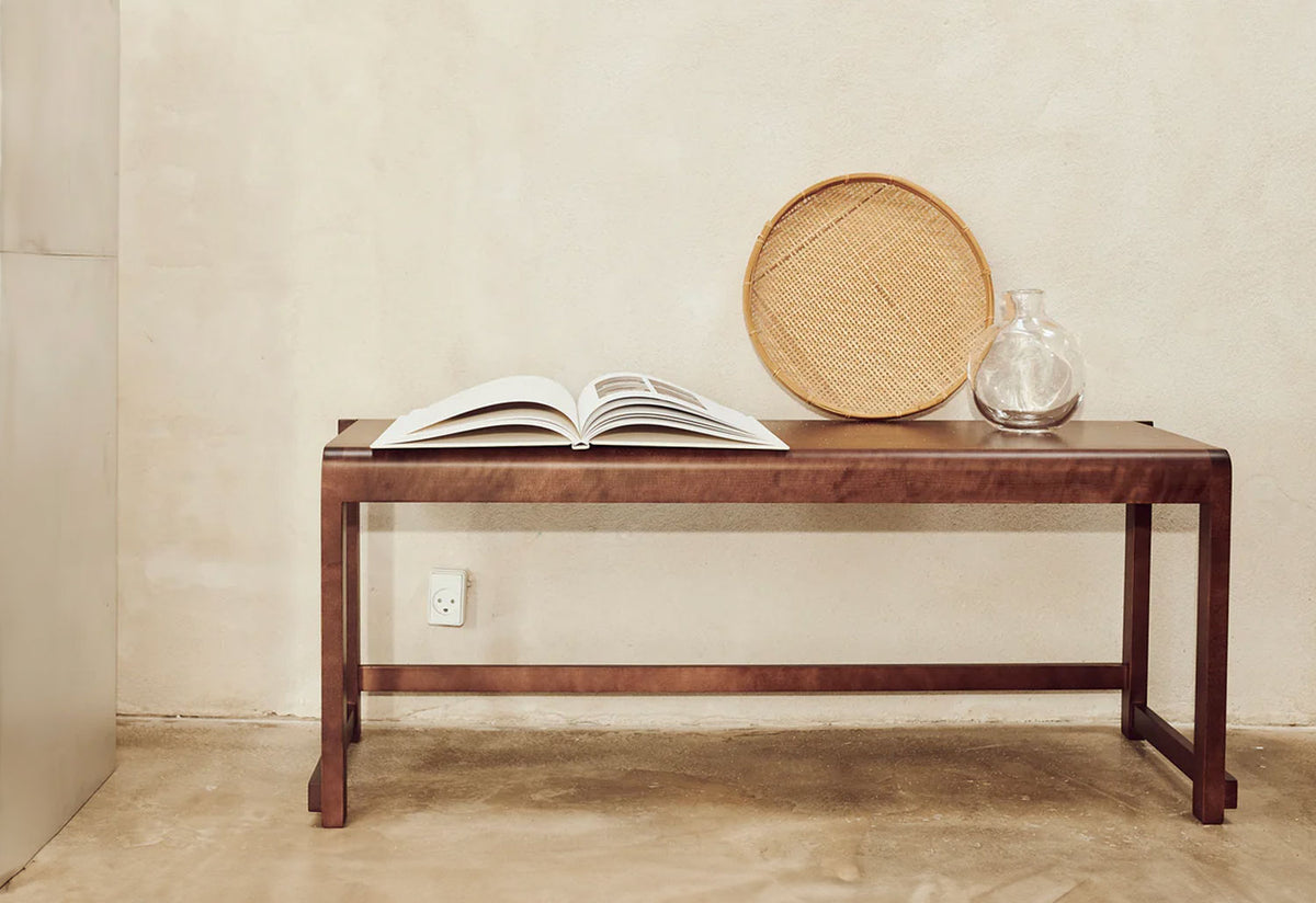 Bench 01, Frama