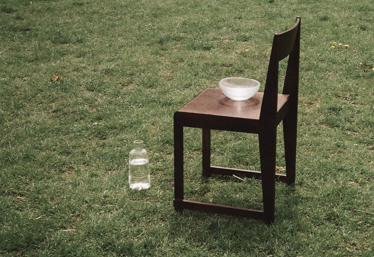 Chair 01, Frama