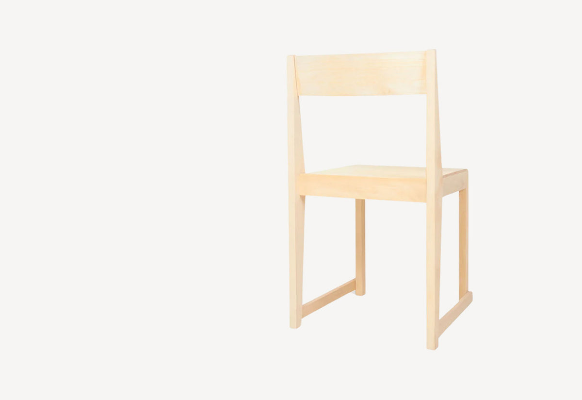 Chair 01, Frama