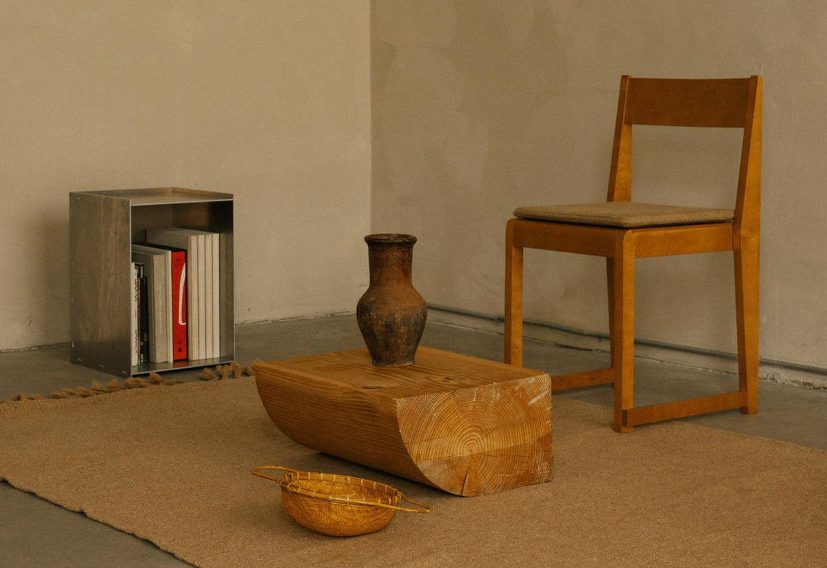 Chair 01, Frama