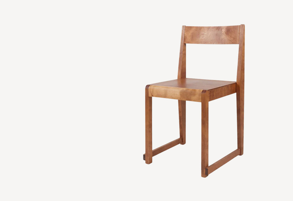 Chair 01, Frama