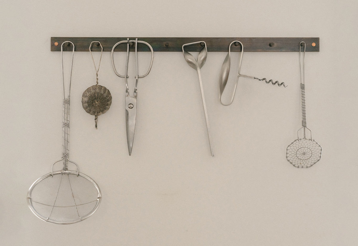 Ground Bottle Opener, Michael antrobus, Frama
