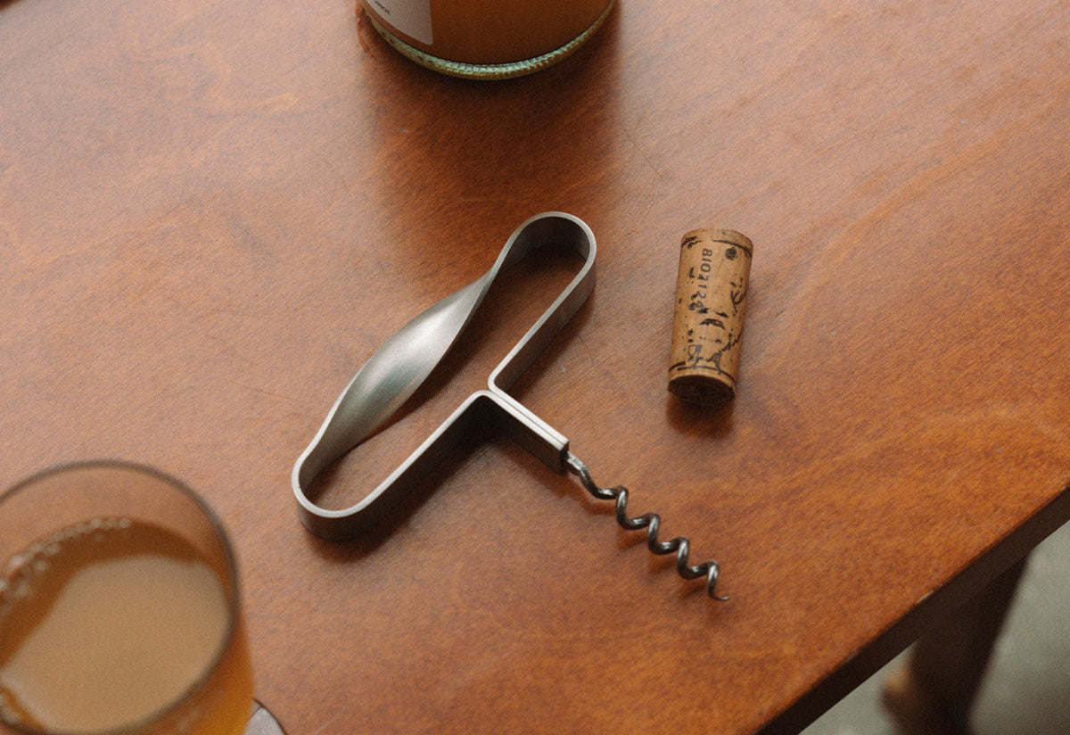 Ground Corkscrew, Michael antrobus, Frama