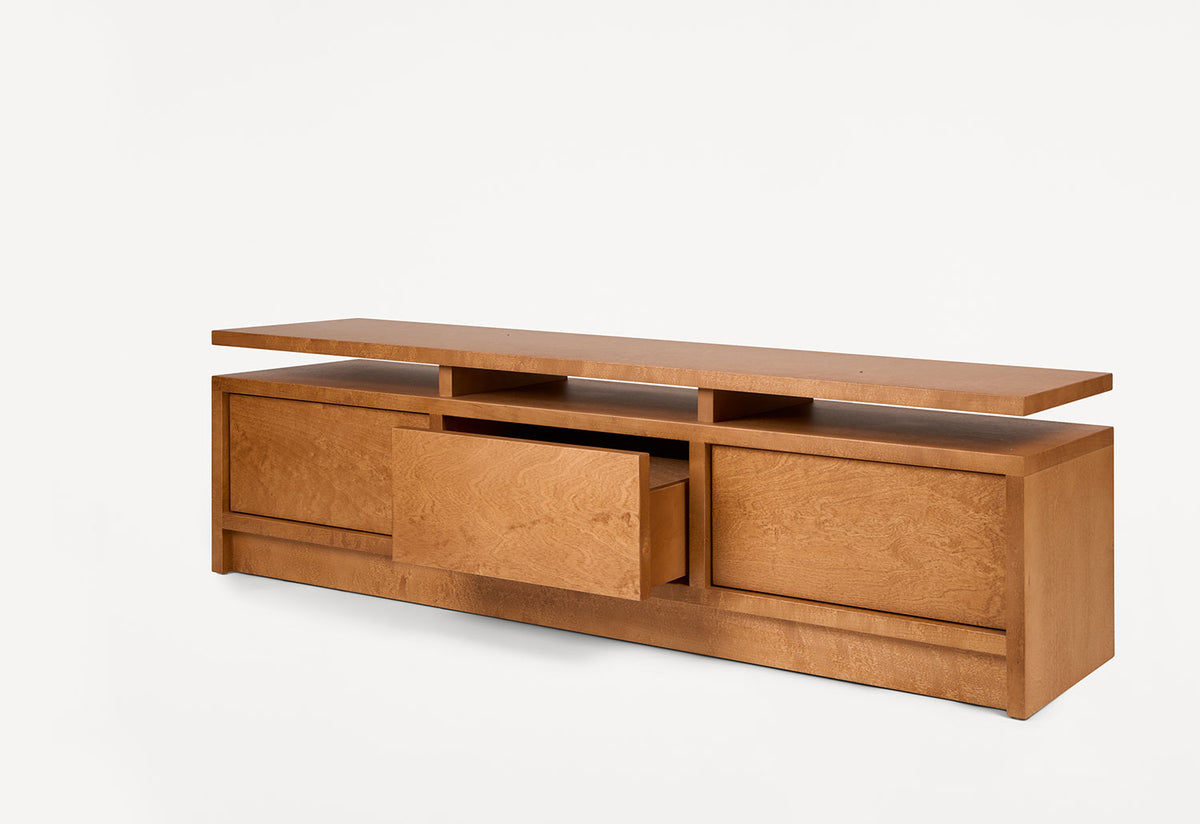 Ratio Console, Ilo studio, Frama