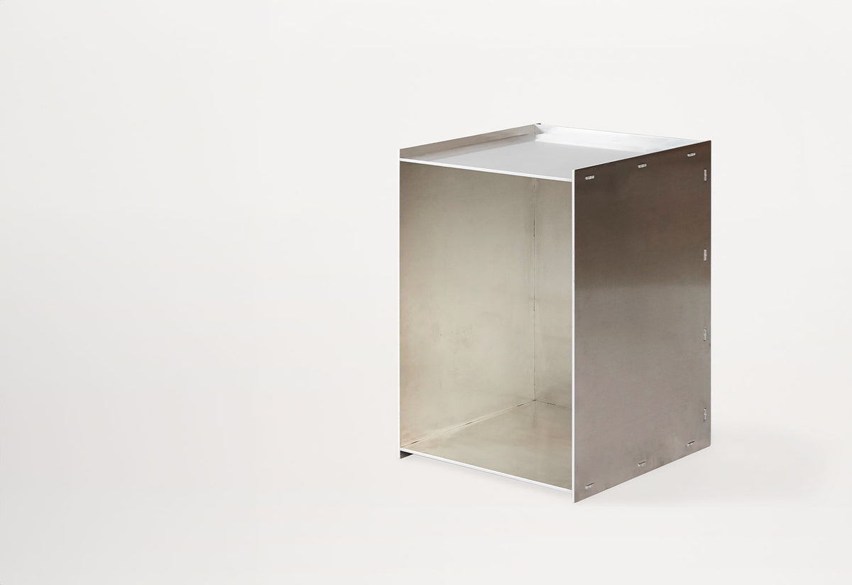 Rivet Box Table, Jonas trampedach, Frama