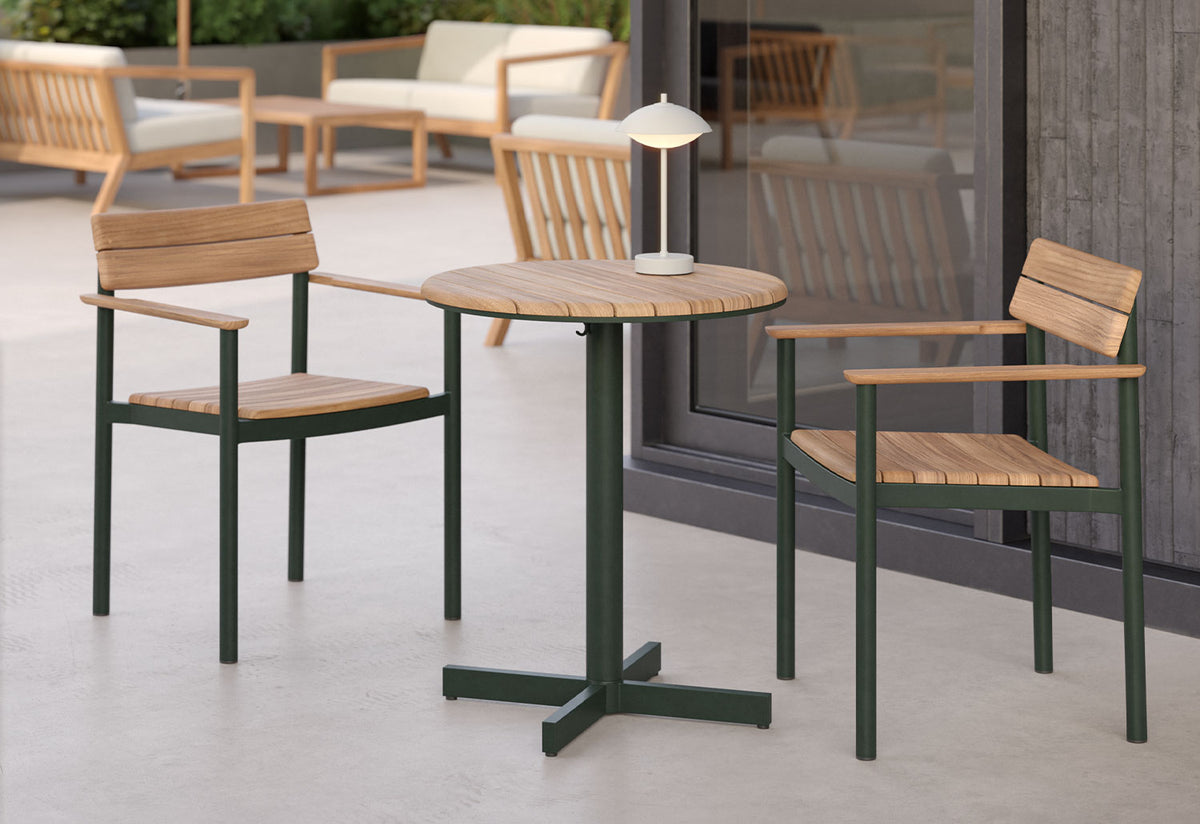 Pelagus Cafe Table, Note design studio, Fritz hansen