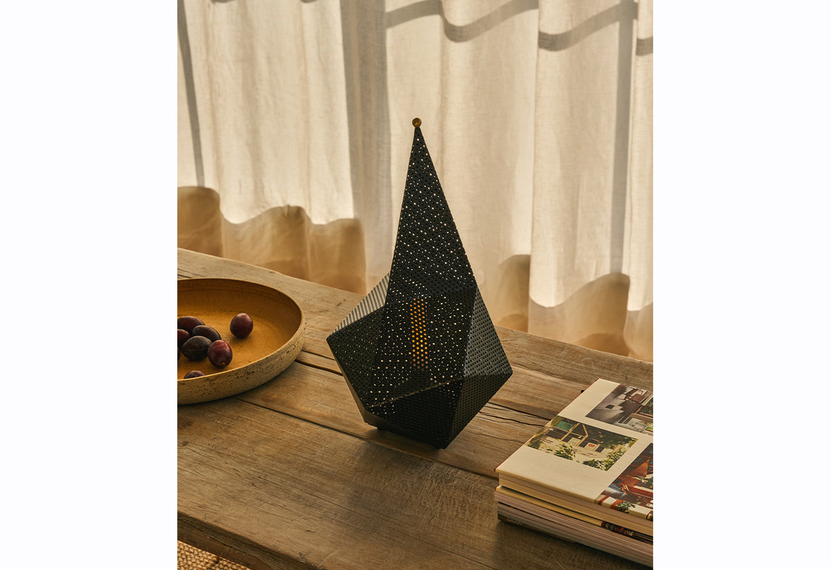 Bagdad Portable, Mathieu matégot, Gubi