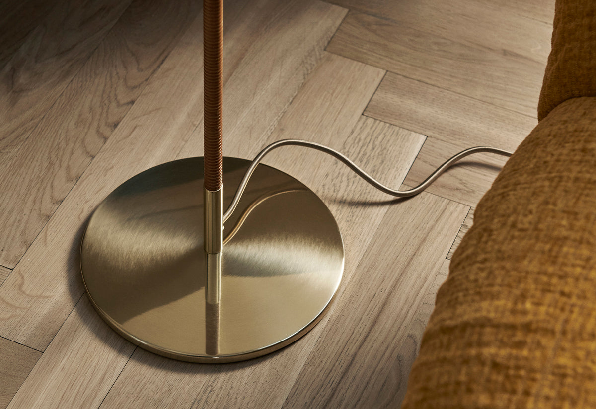 9602 Floor Lamp, Paavo tynell, Gubi