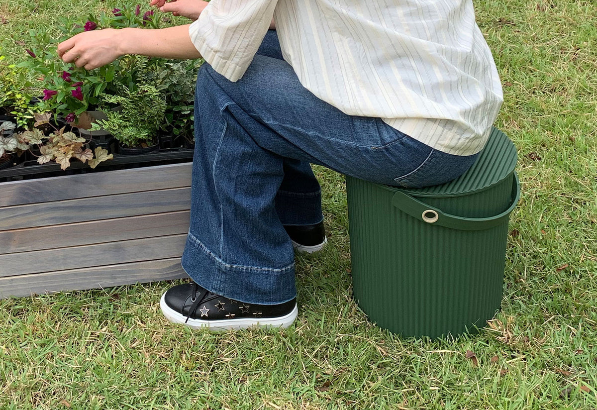 Omnioutil Bucket, Hachiman