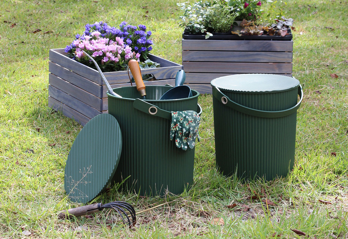 Omnioutil Bucket, Hachiman