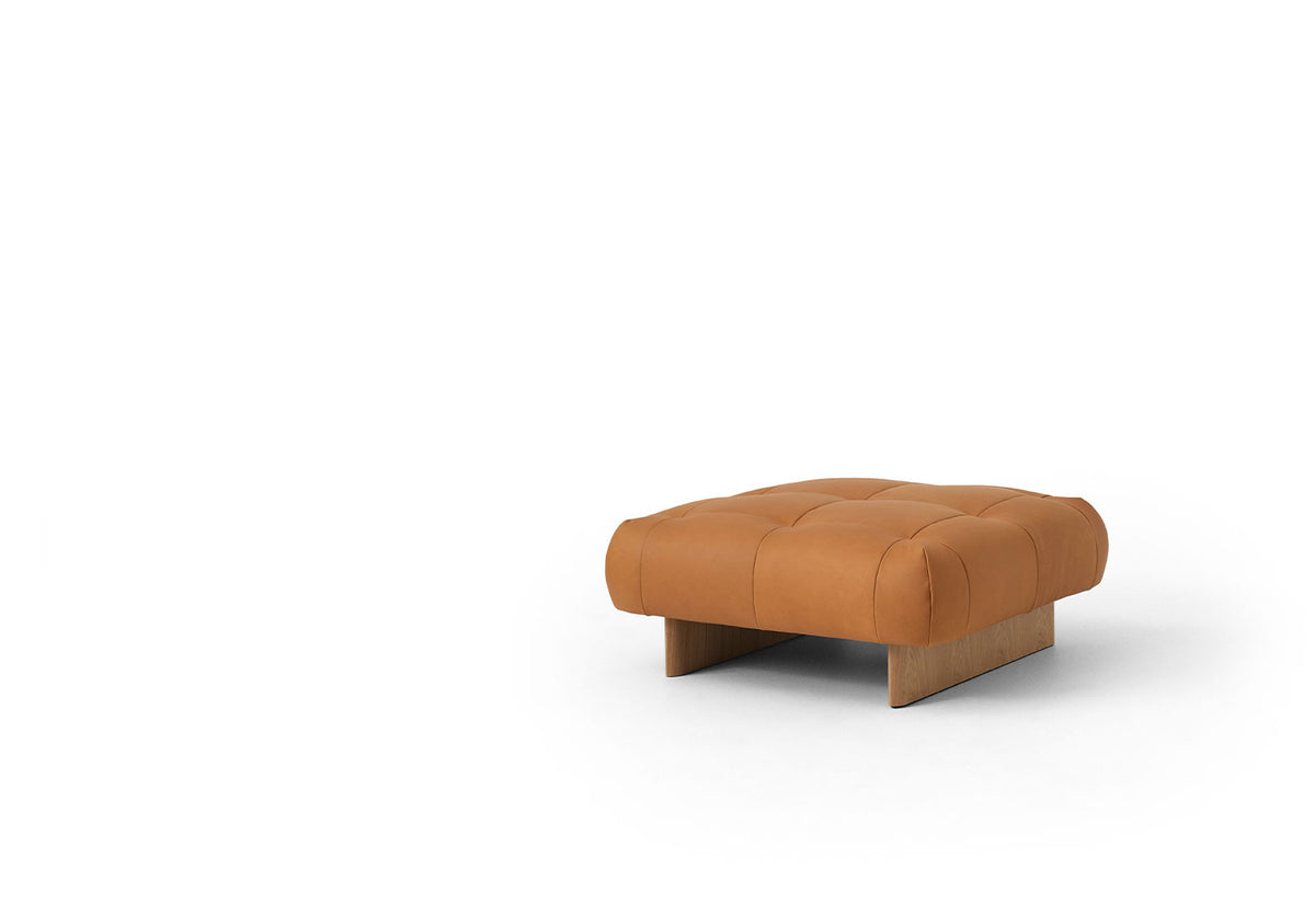 Quilton Lift Ottoman, Doshi levien, Hay