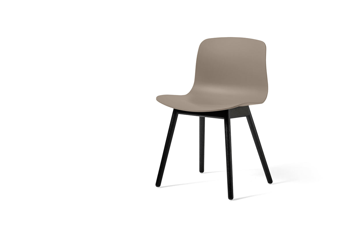 AAC 12 Chair, Hee welling, Hay