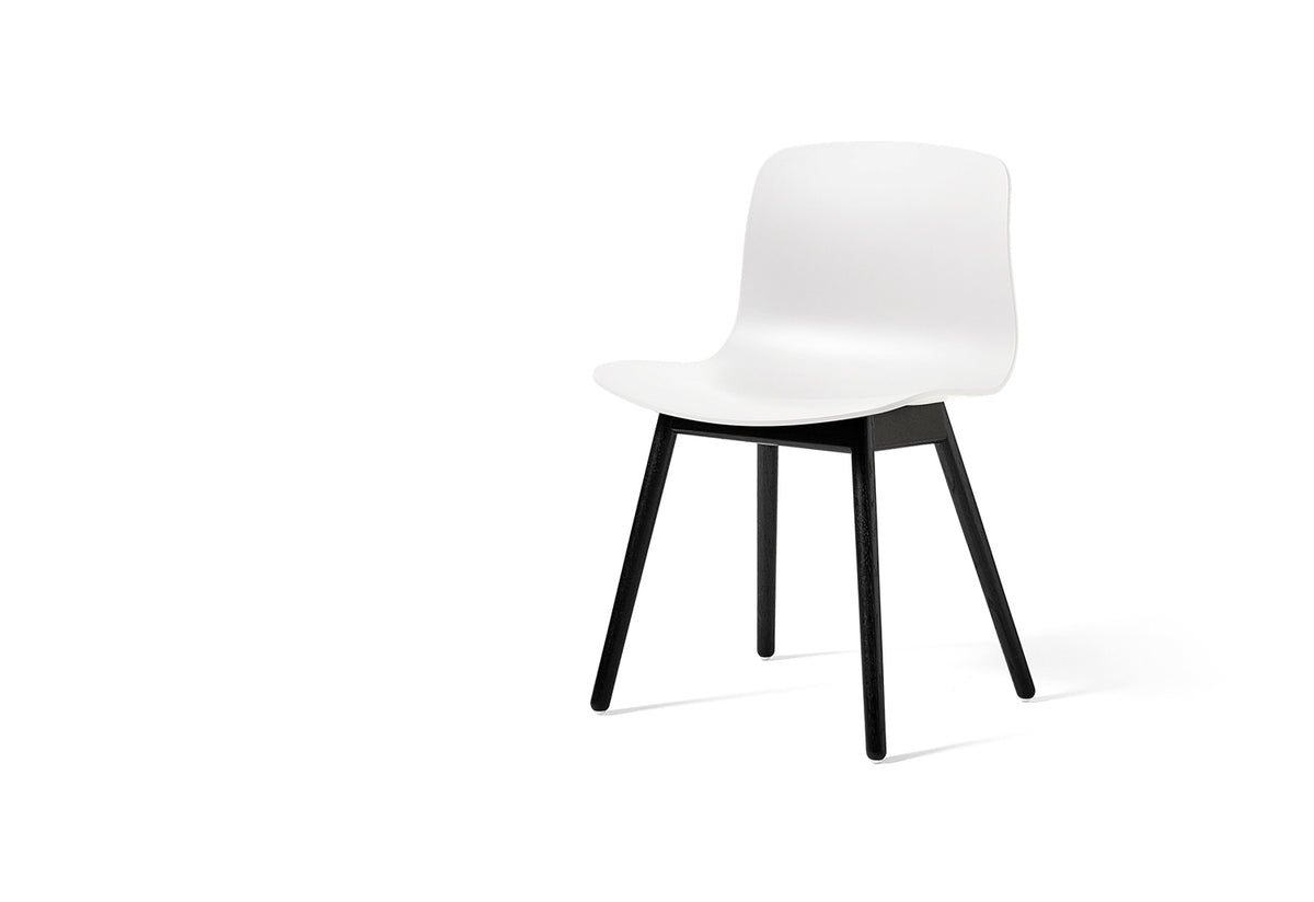 AAC 12 Chair, Hee welling, Hay